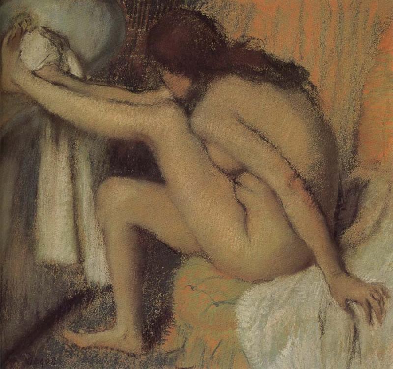 Edgar Degas Naked  woman wiping toes